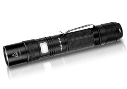 UC35 FENIX FLASHLIGHT